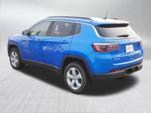 Used 2018 Jeep Compass Latitude w/ Popular Equipment Group AWD/4WD image 5