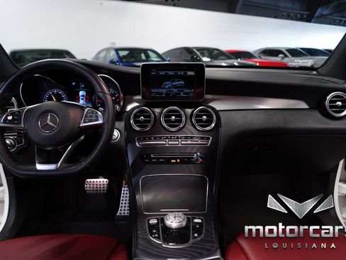Used 2019 Mercedes-Benz GLC 300 4MATIC Coupe image 27