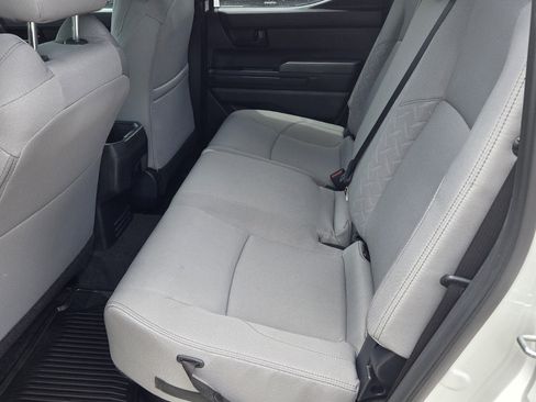 Certified 2025 Toyota Tacoma SR5 AWD/4WD image 5