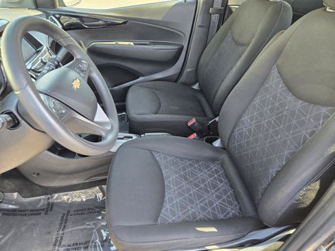 Used 2021 Chevrolet Spark LT FWD image 21