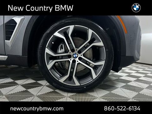 New 2026 BMW X5 xDrive40i w/ Climate Comfort Package image 8