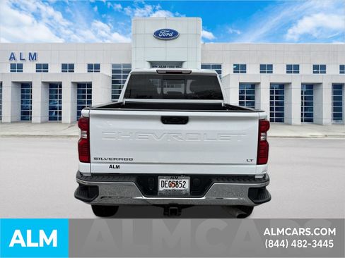 Used 2022 Chevrolet Silverado 3500 LT w/ Convenience Package image 9