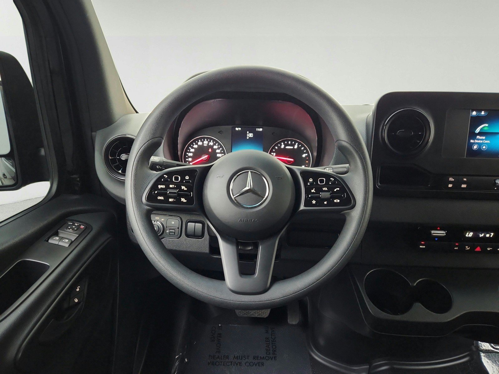 Used 2023 Mercedes-Benz Sprinter 2500 image 21