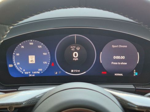 Certified 2025 Porsche Macan Turbo Electric AWD/4WD image 16