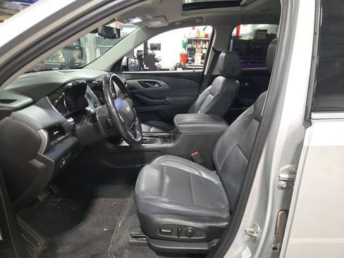 Used 2018 Chevrolet Traverse LT AWD/4WD image 14