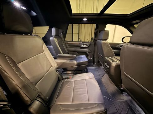 Used 2024 Chevrolet Tahoe Z71 w/ Z71 Off-Road Package image 32