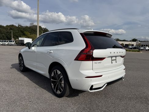 New 2026 Volvo XC60 B5 Plus w/ Climate Package image 5