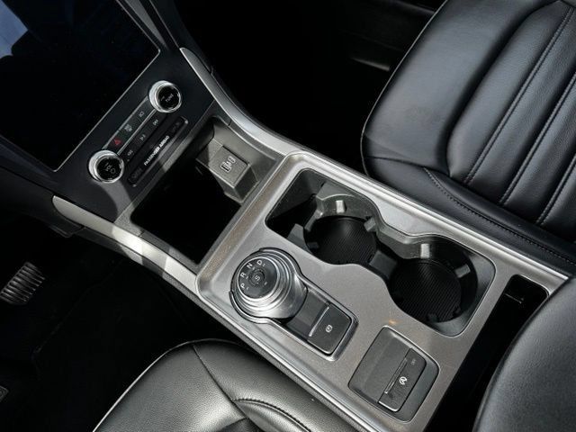 Used 2024 Ford Edge SEL AWD/4WD image 17