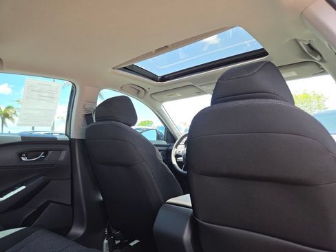 Used 2023 Honda Accord EX image 17