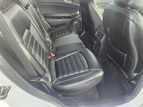 Used 2022 Ford Edge SEL image 24