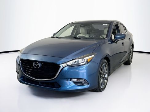 Used 2018 MAZDA MAZDA3 Grand Touring FWD image 1