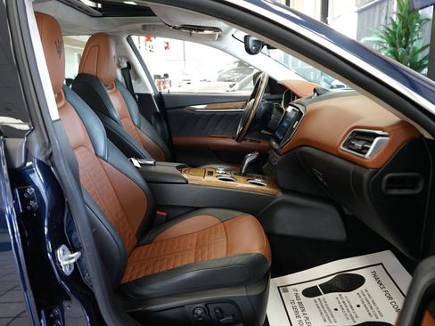 Used 2019 Maserati Ghibli S GranLusso AWD/4WD image 52
