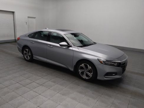 Used 2020 Honda Accord EX image 11