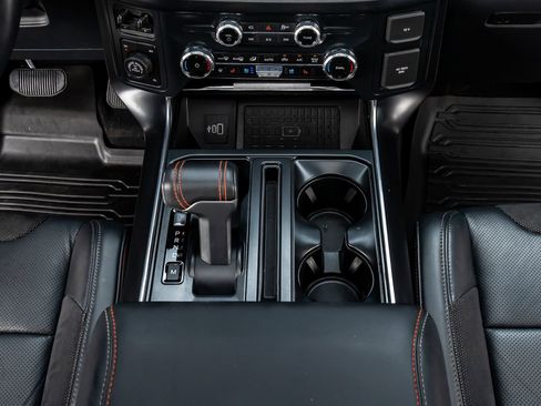 Used 2025 Ford F150 Raptor AWD/4WD image 28