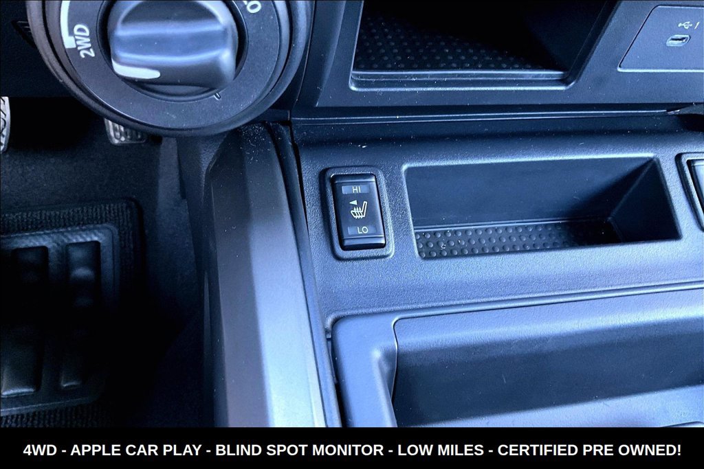 Certified 2024 Nissan Titan SV w/ SV Bronze Edition Package AWD/4WD image 19