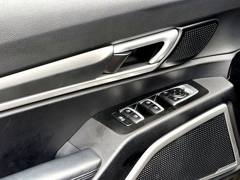 Used 2020 Kia Telluride S FWD image 11