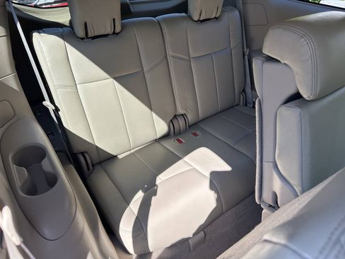 Used 2015 Nissan Pathfinder S FWD image 26