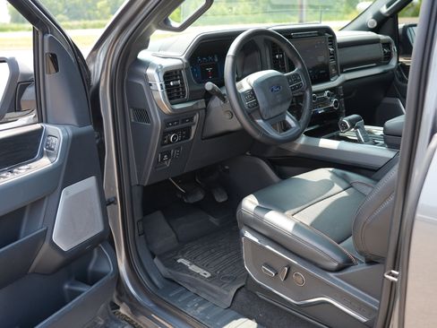 Used 2024 Ford F150 Lariat w/ Equipment Group 502A High AWD/4WD image 15