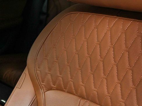 Used 2024 BMW X6 xDrive40i w/ Executive Package image 25