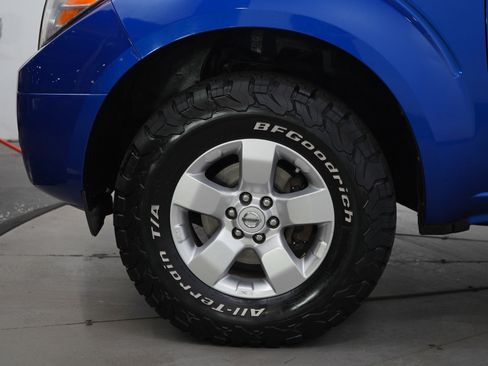 Used 2013 Nissan Frontier SV AWD/4WD image 27
