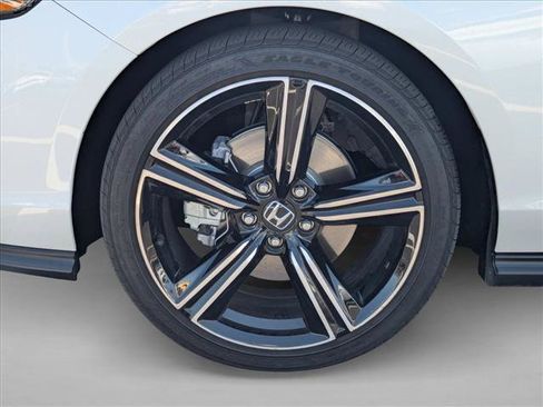 Used 2025 Honda Accord Sport image 24