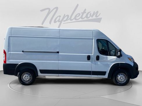 Used 2023 RAM ProMaster 2500 FWD image 9