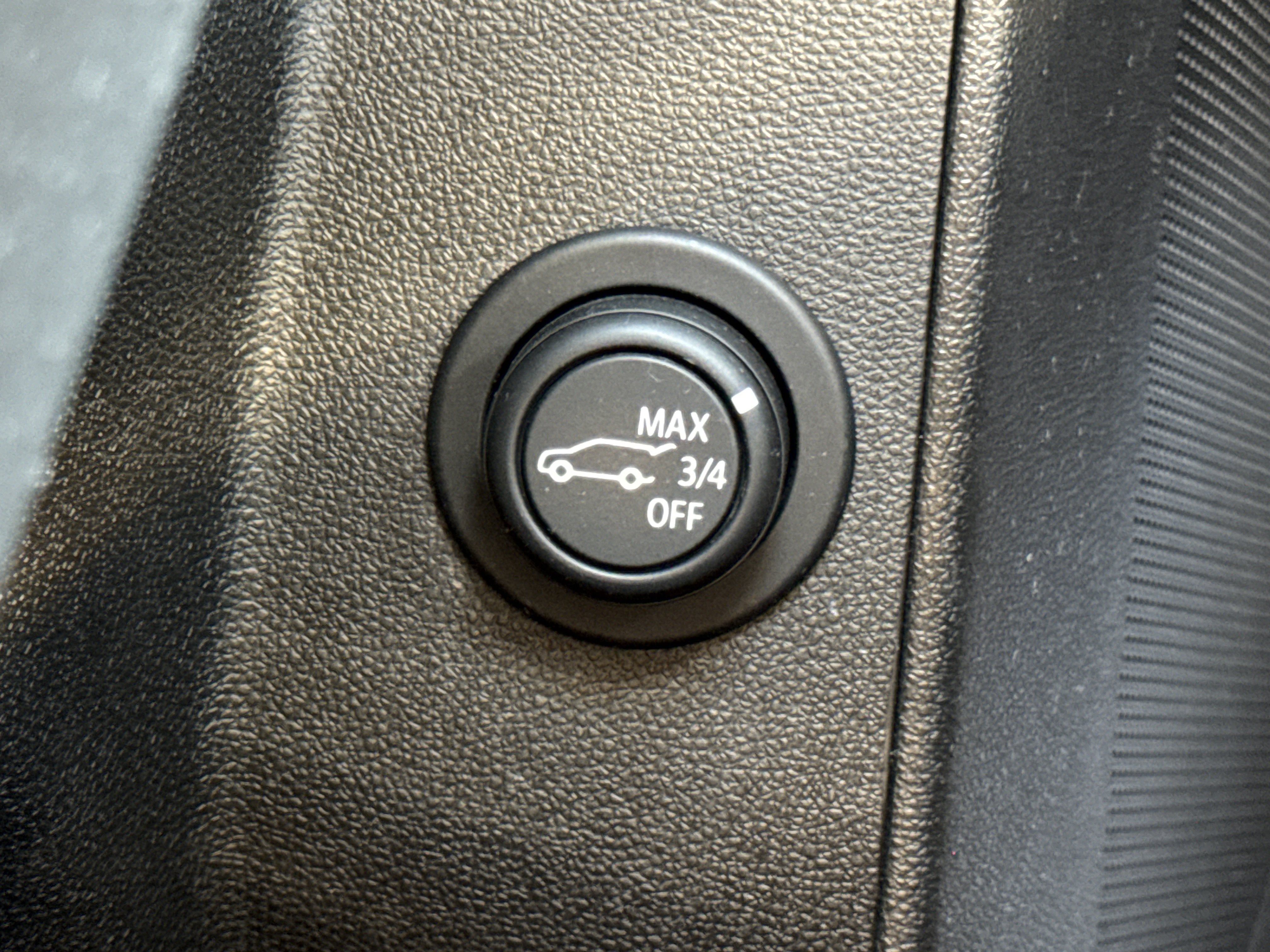 Used 2019 Chevrolet Equinox LT AWD/4WD image 23