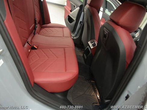 Used 2026 BMW i5 eDrive40 RWD image 21