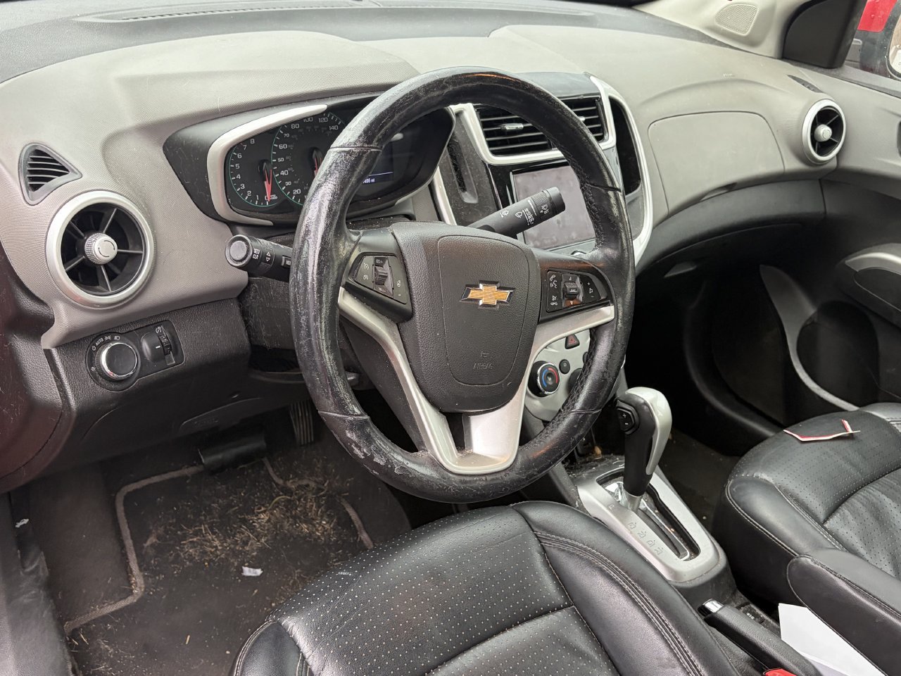 Used 2020 Chevrolet Sonic Premier FWD image 7