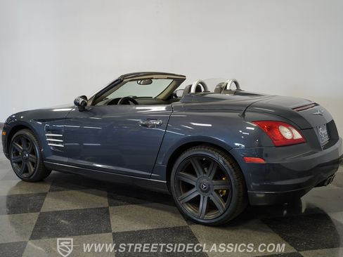 Used 2006 Chrysler Crossfire Limited image 8