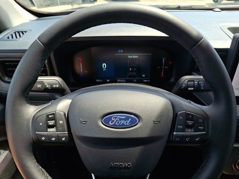 Used 2025 Ford Maverick XLT w/ XLT Luxury Package AWD/4WD image 21
