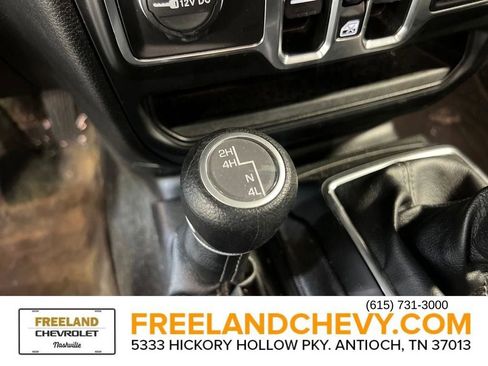Used 2024 Jeep Gladiator Sport image 23