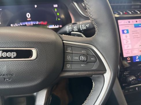 Used 2024 Jeep Grand Cherokee Limited 4xe image 35