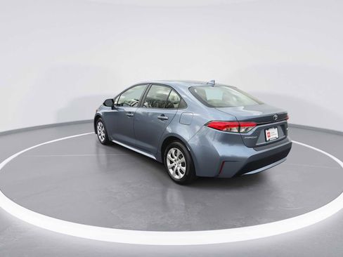 Certified 2022 Toyota Corolla LE image 6