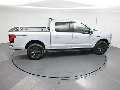 New 2025 Ford F150 Lightning Flash image 31