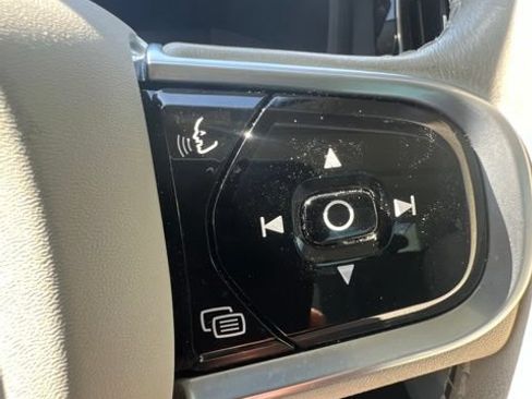Used 2019 Volvo S60 T5 Momentum FWD image 12