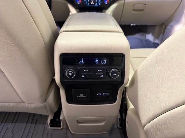 Used 2020 GMC Acadia Denali w/ Technology Package AWD/4WD image 28