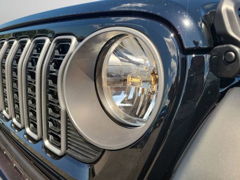 New 2025 Jeep Wrangler Sport S image 25