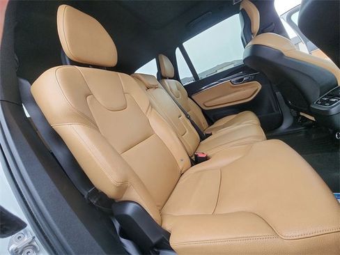 Used 2018 Volvo XC90 T6 Momentum w/ Momentum Plus Package image 30