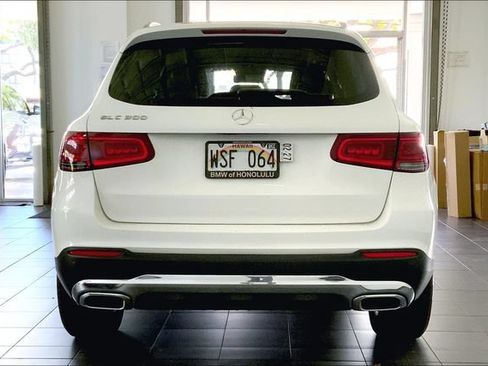 Used 2022 Mercedes-Benz GLC 300 image 4