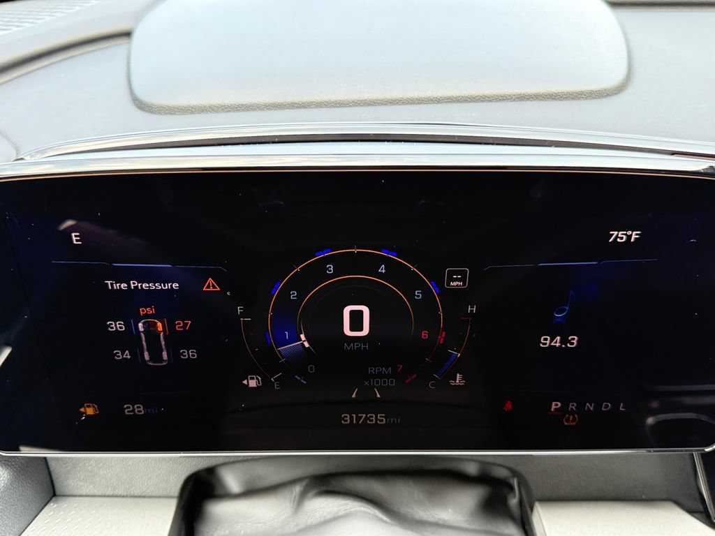 Used 2024 Chevrolet Traverse LT FWD image 13