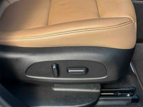 Used 2020 Chevrolet Blazer Premier w/ Driver Confidence II Package image 24