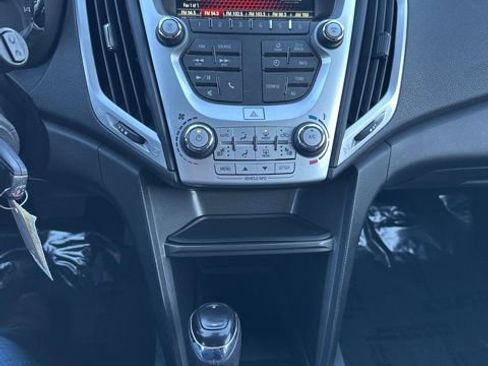 Used 2017 GMC Terrain SLE w/ Chrome Edition image 20