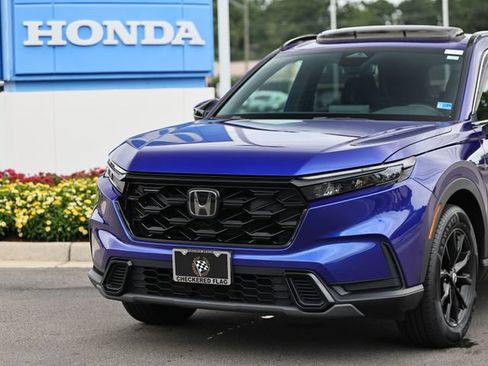 Used 2023 Honda CR-V Sport image 2