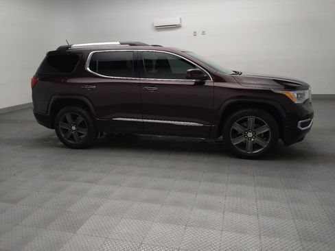 Used 2017 GMC Acadia Denali w/ Technology Package AWD/4WD image 11
