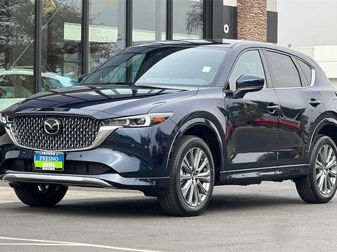 New 2025 MAZDA CX-5 Signature image 9