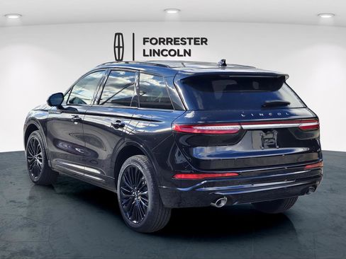 New 2026 Lincoln Corsair Reserve w/ Jet Appearance Package image 5