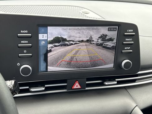 New 2026 Hyundai Elantra SE FWD image 22
