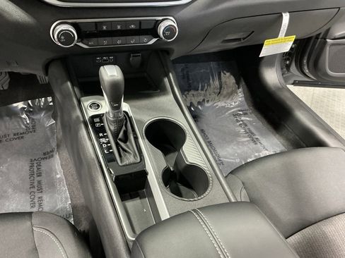 Used 2025 Nissan Altima 2.5 S image 15