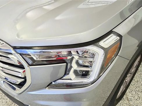 Used 2023 GMC Terrain SLT FWD image 14